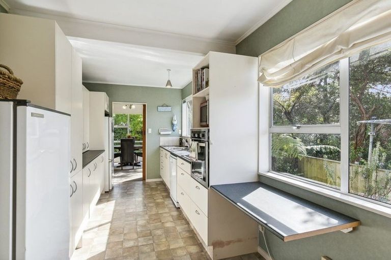 Photo of property in 8 Halswater Drive, Churton Park, Wellington, 6037