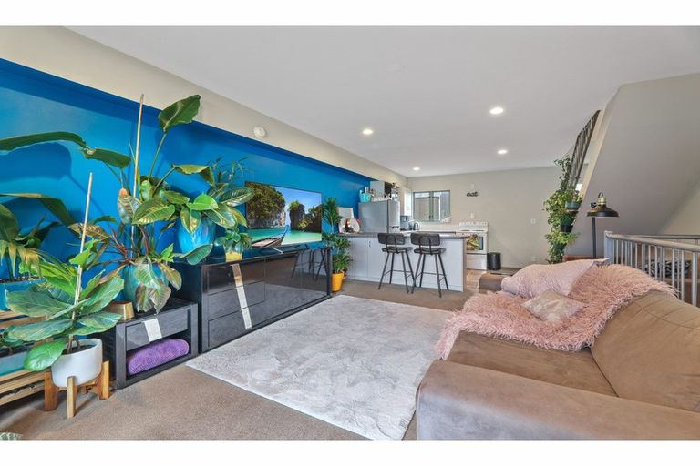 Photo of property in 2/301 Hereford Street, Christchurch Central, Christchurch, 8011