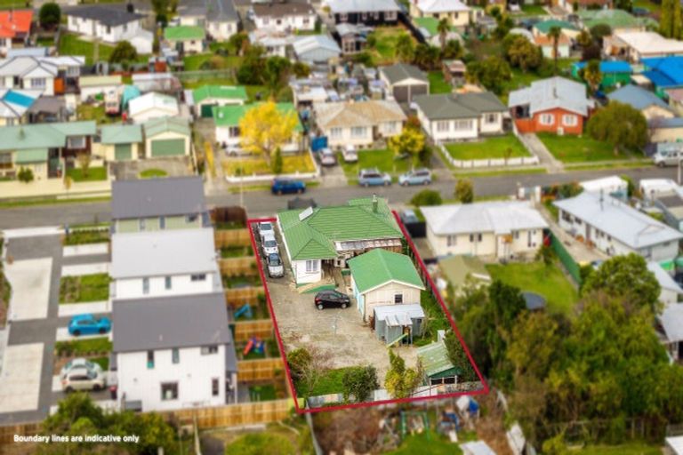 Photo of property in 4 Bright Crescent, Maraenui, Napier, 4110