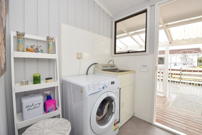 Photo of property in 28 Frederick Street, Carterton, 5713