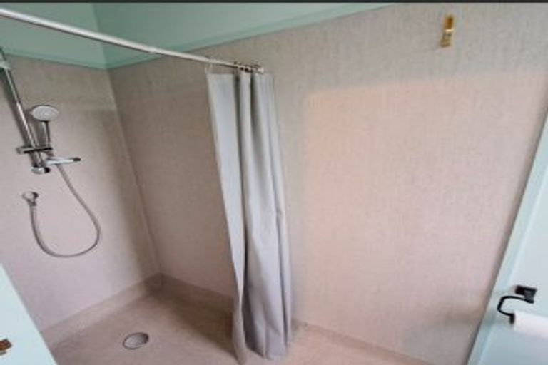 Photo of property in 11 Ballantrae Place, Highlands Park, New Plymouth, 4312