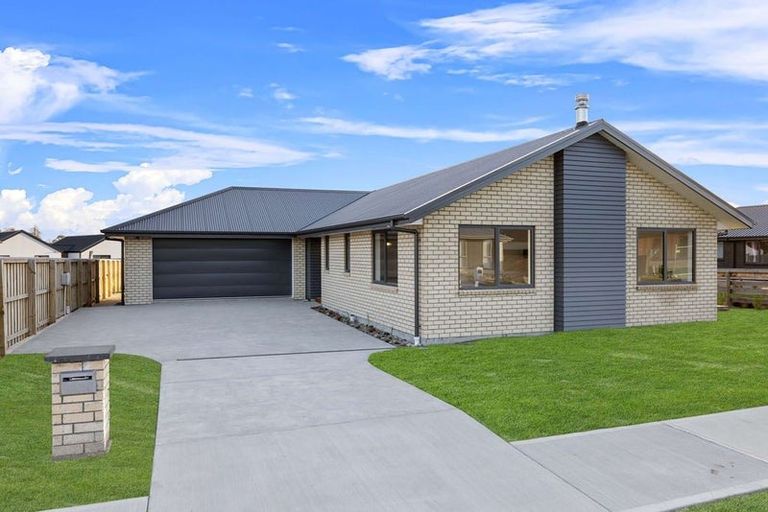 Photo of property in 22 Foster Place, Amberley, 7410