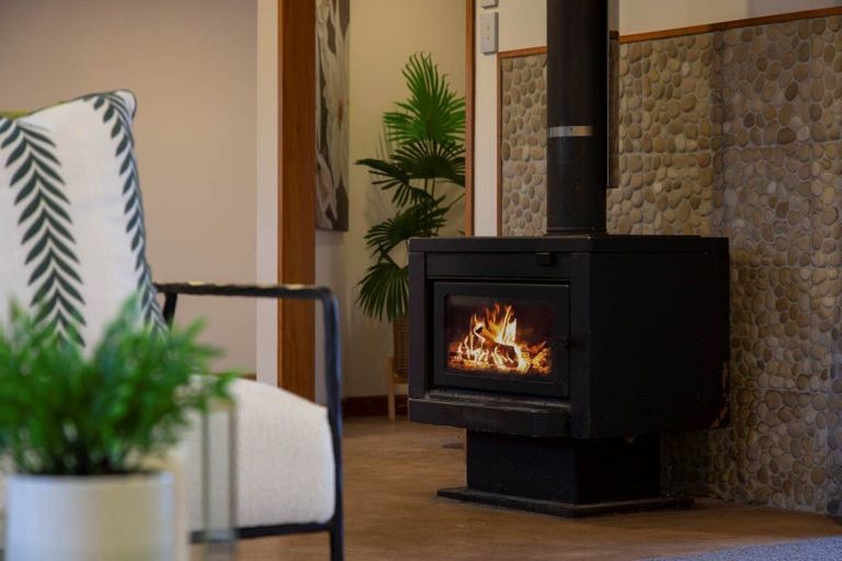 Photo of property in 1214 East Coast Road, Redvale, Albany, 0794