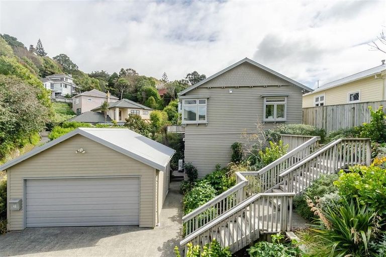 Photo of property in 48 Chamberlain Road, Karori, Wellington, 6012