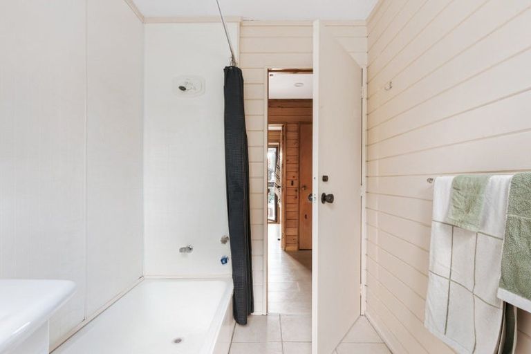 Photo of property in 4 Emerald Place, Papamoa Beach, Papamoa, 3118