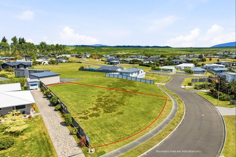 Photo of property in 8 Wai Kite Kite Place, Motuoapa, 3382