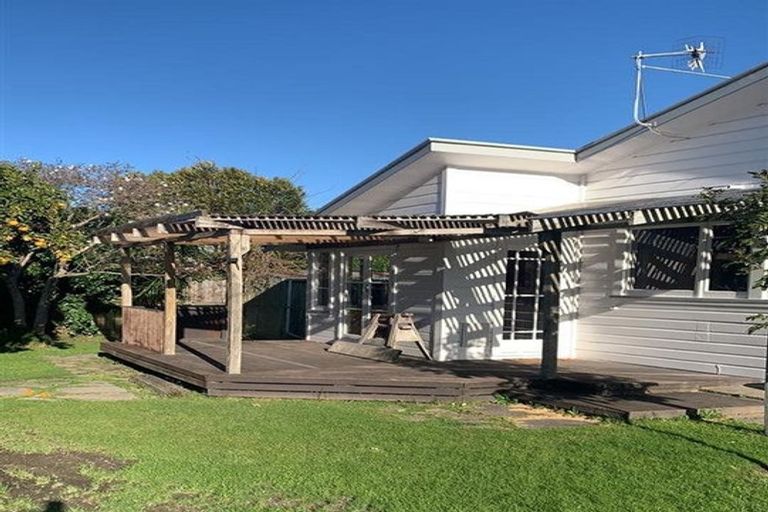 Photo of property in 16 Osier Road, Greenmeadows, Napier, 4112
