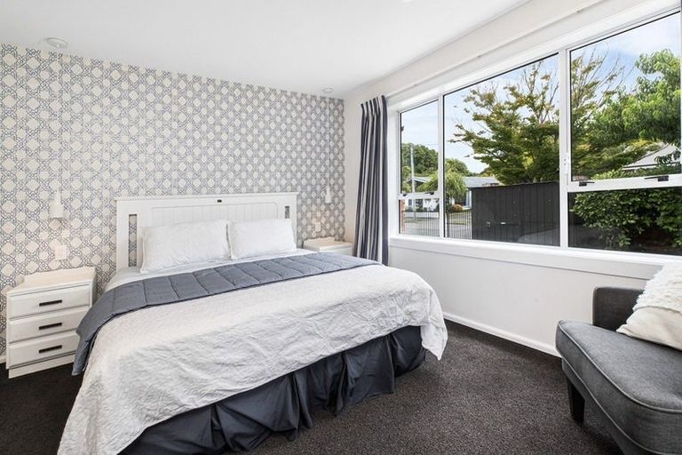 Photo of property in 3 Willowbrook Place, Fendalton, Christchurch, 8052