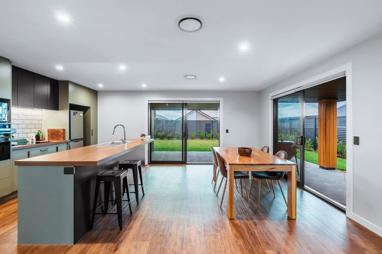 Photo of property in 18 Tai Road, Wharewaka, 3330