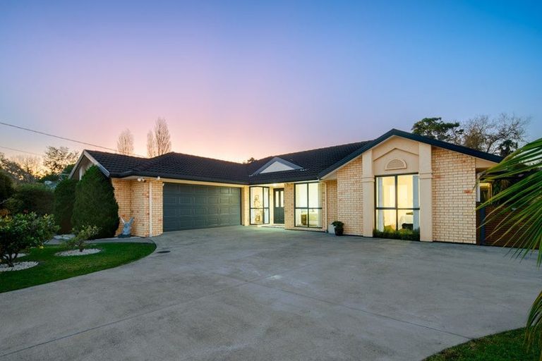 Photo of property in 25 Glenvar Road, Torbay, Auckland, 0630