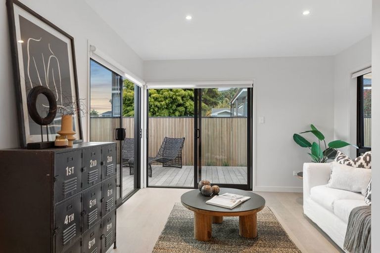 Photo of property in 12 Pitau Road, Mount Maunganui, 3116
