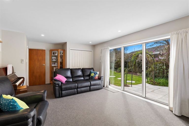Photo of property in 14 Ruddenklau Lane, Bishopdale, Christchurch, 8053