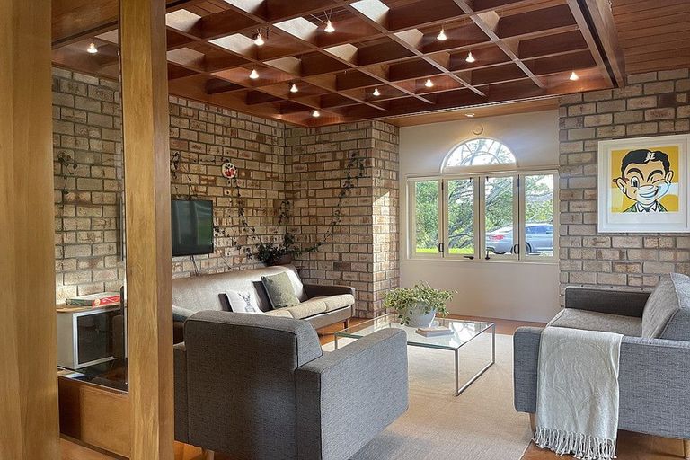 Photo of property in 124 Vaughans Road, Long Bay, Albany, 0792