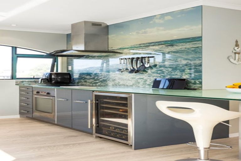 Photo of property in 26a Sunbrae Grove, Mount Maunganui, 3116