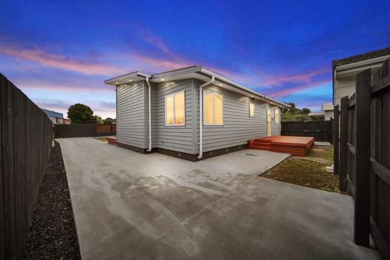 Photo of property in 1/17 Puhinui Road, Manukau, Auckland, 2104