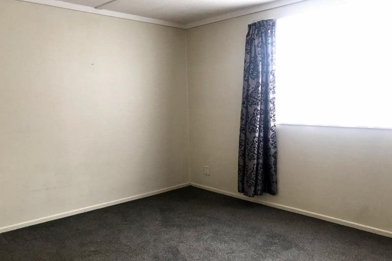 Photo of property in 11a Hartford Crescent, Totara Park, Upper Hutt, 5018