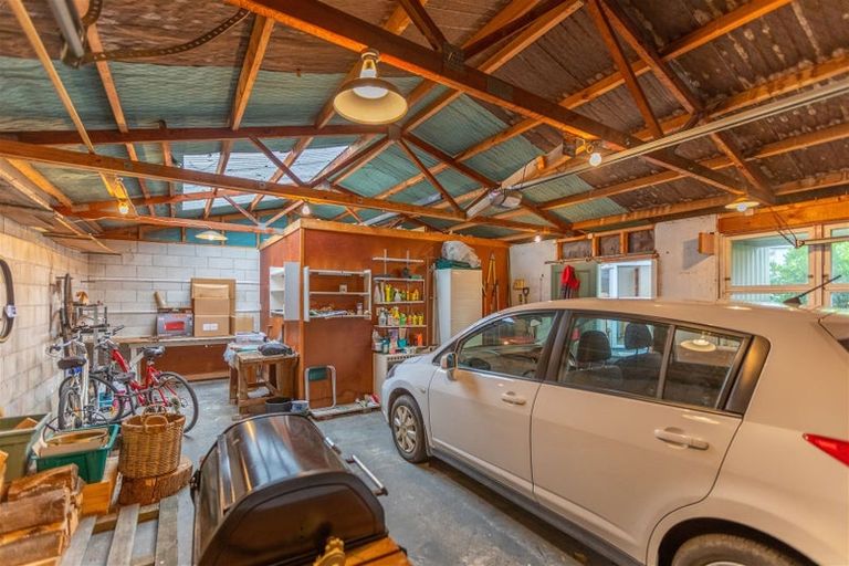 Photo of property in 16 Mckeefry Avenue, Greenmeadows, Napier, 4112