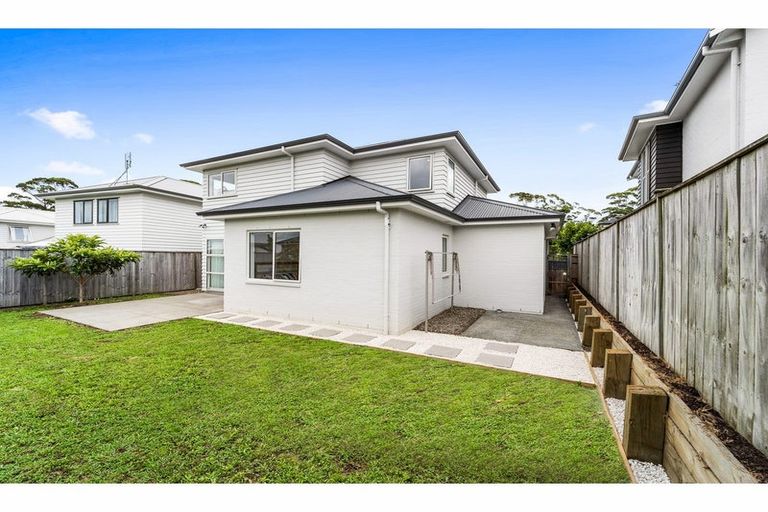 Photo of property in 29 Mettam Drive, Swanson, Auckland, 0614