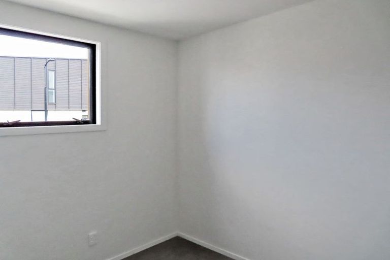 Photo of property in 35 Te Ara O Paetutu, Petone, Lower Hutt, 5012