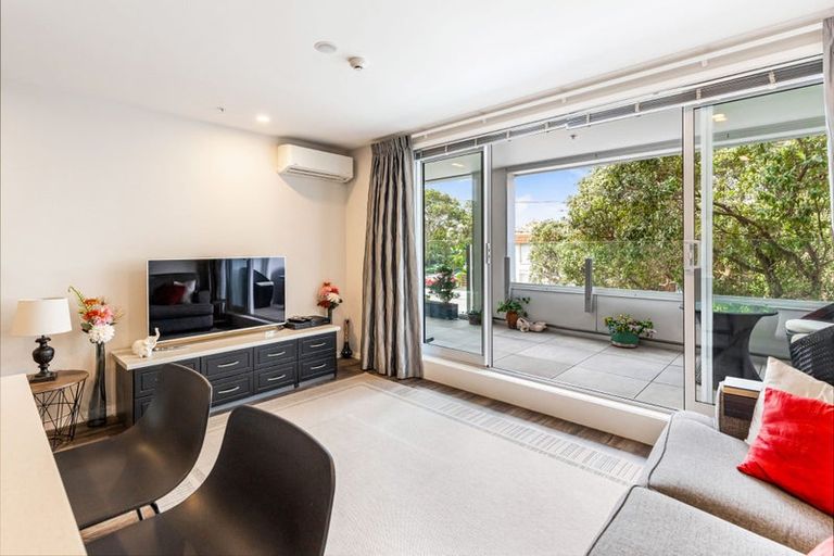 Photo of property in 104/25 Bute Road, Browns Bay, Auckland, 0630