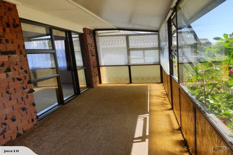 Photo of property in 2/87 Cook Street, Howick, Auckland, 2014