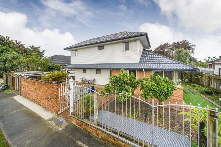 Photo of property in 1 Ayr Place, Hokowhitu, Palmerston North, 4410