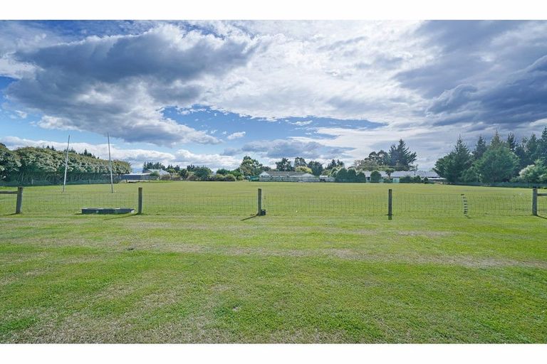 Photo of property in 1117 Downs Road, West Eyreton, Rangiora, 7475