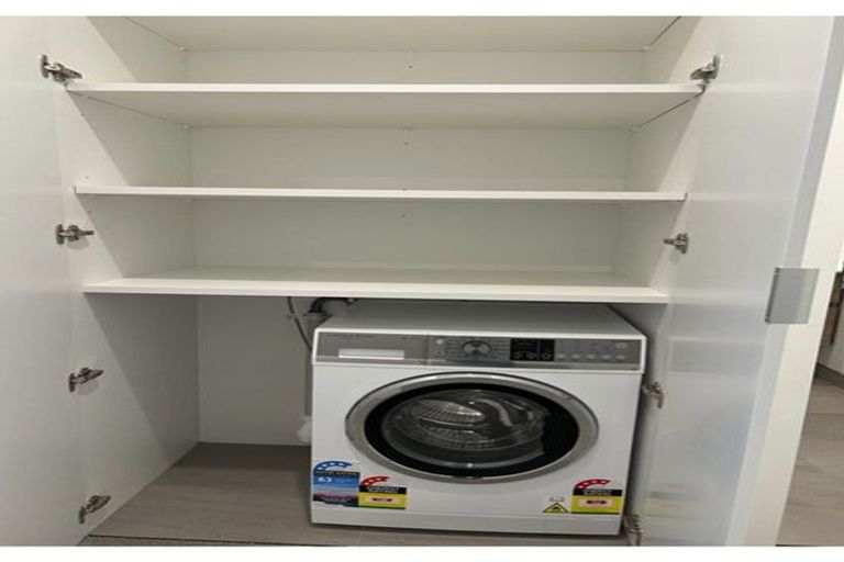 Photo of property in 1817a Great North Road, Avondale, Auckland, 1026