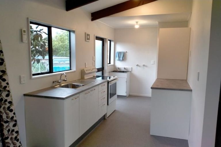 Photo of property in 17 Fleming Crescent, Maraenui, Napier, 4110