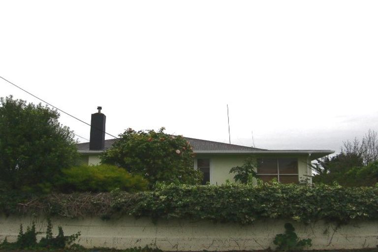 Photo of property in 14 Peters Avenue, Cloverlea, Palmerston North, 4412