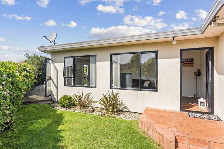 Photo of property in 3 Sandpiper Court, Paraparaumu Beach, Paraparaumu, 5032