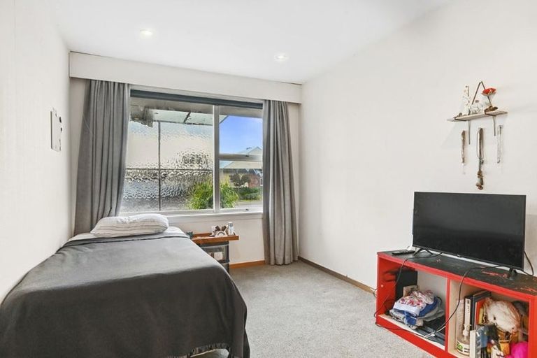 Photo of property in 2/47 Elizabeth Street, Riccarton, Christchurch, 8041