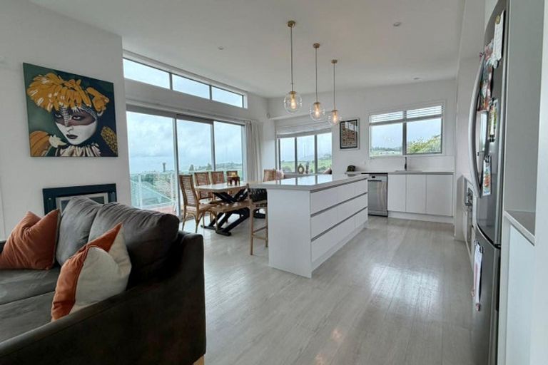 Photo of property in 72 Waikite Road, Welcome Bay, Tauranga, 3112