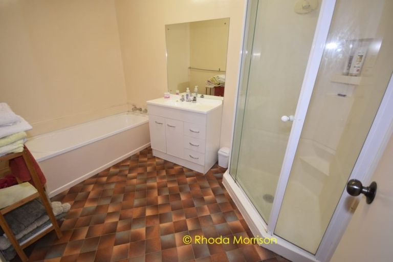 Photo of property in 1988 Paparoa Valley Road, Paparoa, 0571