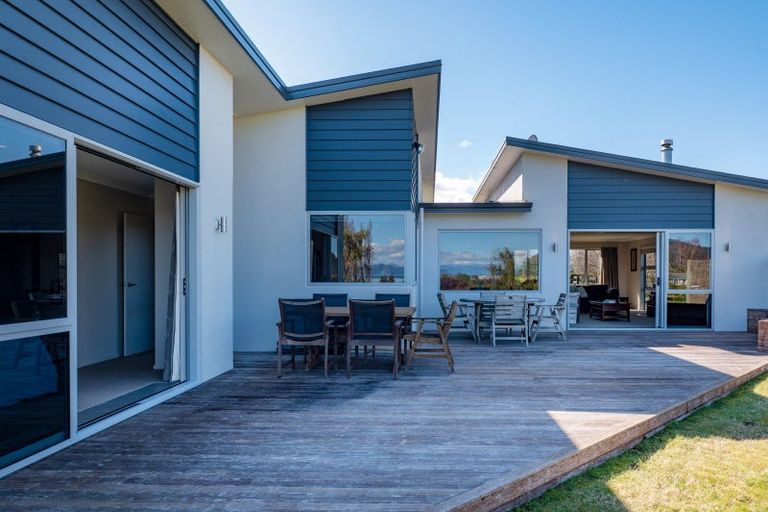 Photo of property in 153 Lisland Drive, Kinloch, Taupo, 3377