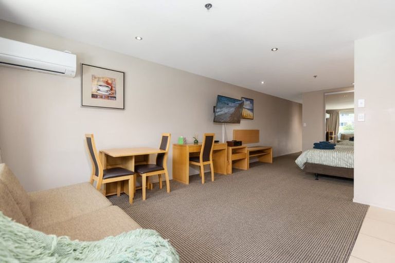 Photo of property in 1/6d Durham Street, Tauranga, 3110