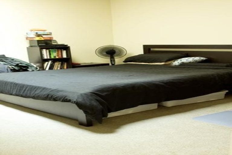 Photo of property in 4/25 Home Street, Mount Victoria, Wellington, 6011