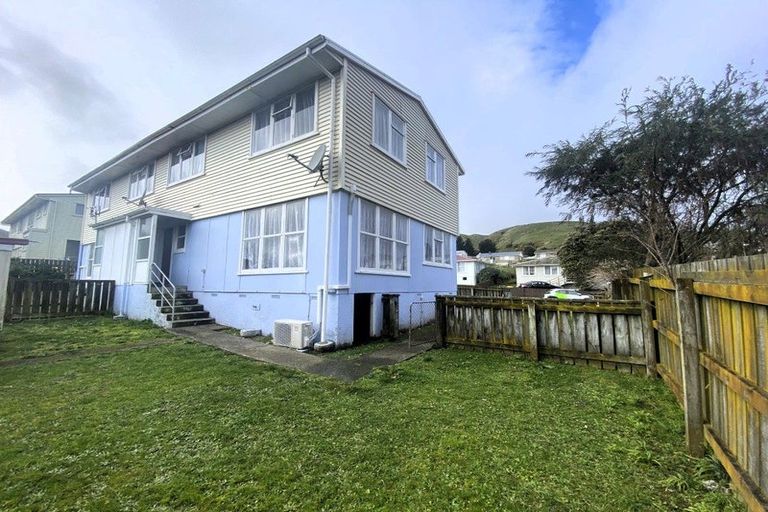 Photo of property in 41-43 Corinna Street, Waitangirua, Porirua, 5024