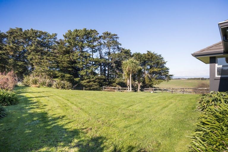 Photo of property in 60 Beechwood Road, Feilding, 4779