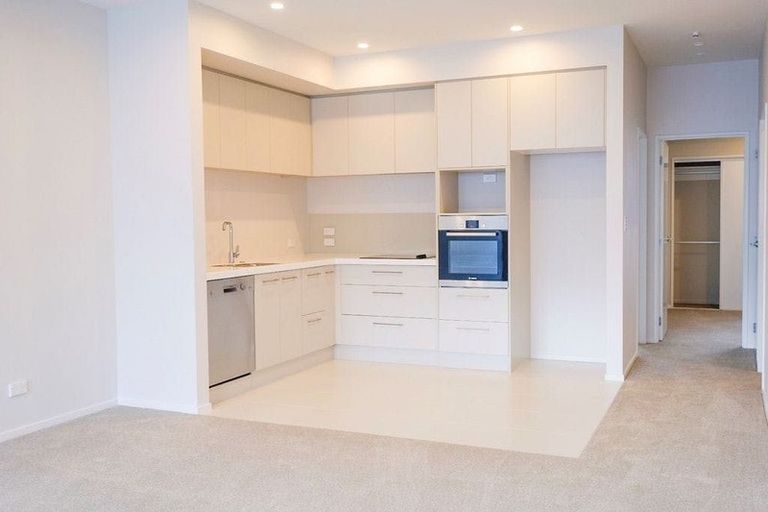 Photo of property in 12 Sapling Way, Silverdale, 0932