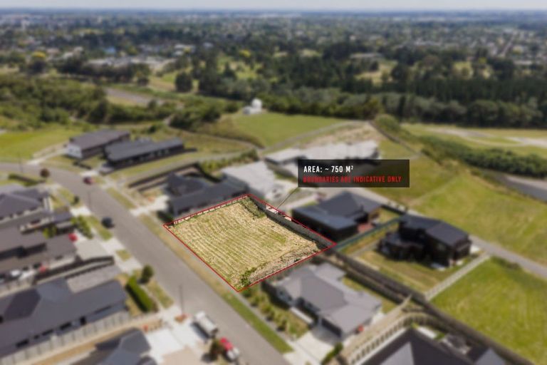 Photo of property in 44 Vaucluse Heights, Fitzherbert, Palmerston North, 4410