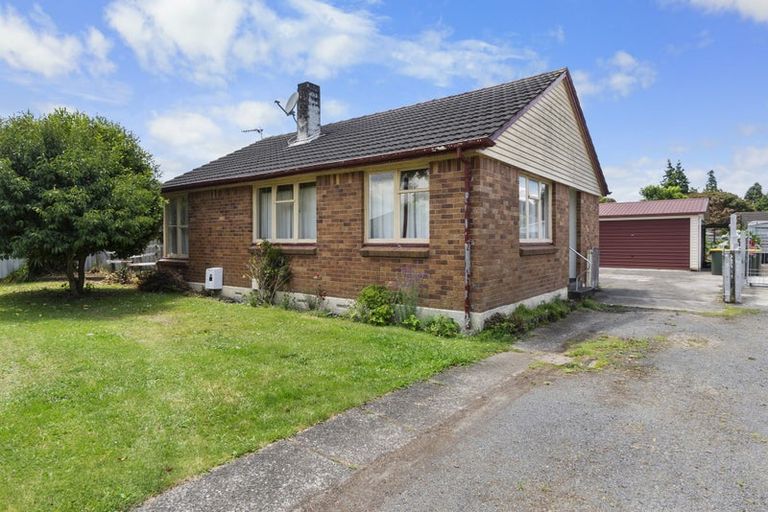 Photo of property in 30 Croall Crescent, St Andrews, Hamilton, 3200