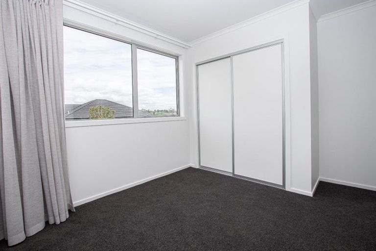 Photo of property in 2/12 Bostonkip Crescent, Fitzroy, Hamilton, 3282