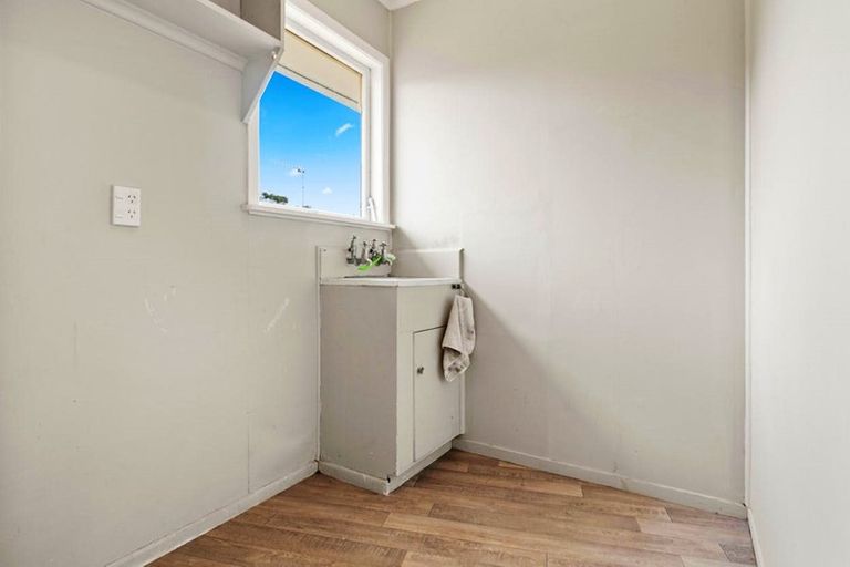 Photo of property in 3 Mountbatten Place, Papakura, 2110