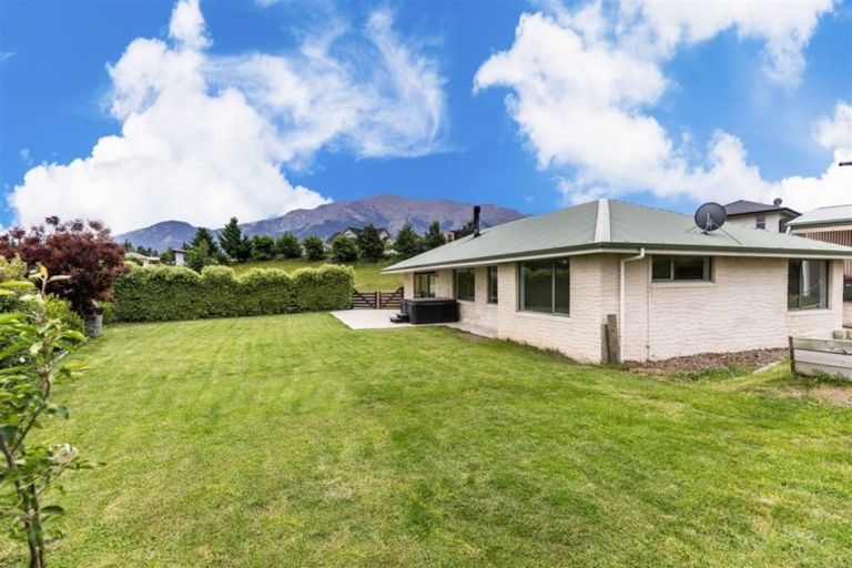 Photo of property in 52 Nichol Street, Lake Hawea, Wanaka, 9382