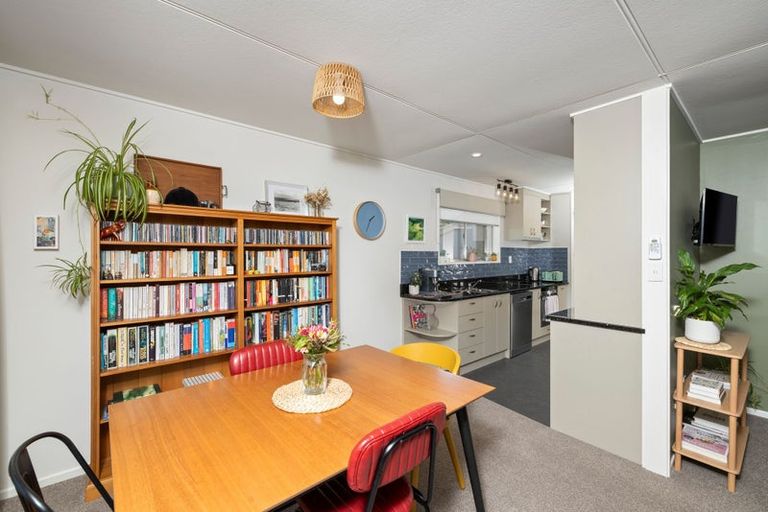 Photo of property in 13 Farrier Grove, Featherston, 5710