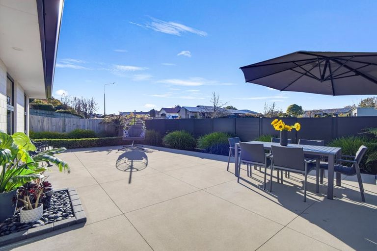 Photo of property in 19 Grove Avenue, Weston, Oamaru, 9401