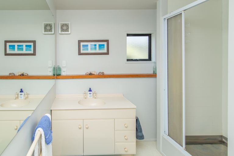 Photo of property in 13 Penlington Place, Akaroa, 7520