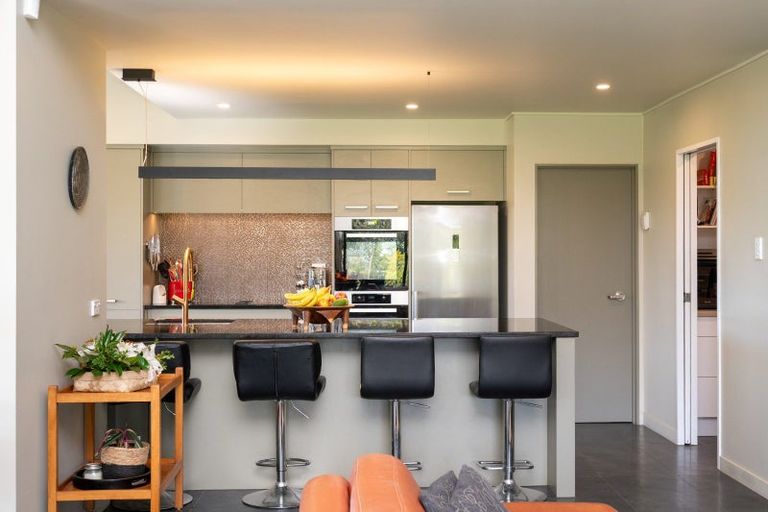 Photo of property in 14 Stock Road, Bridge Pa, Hastings, 4175