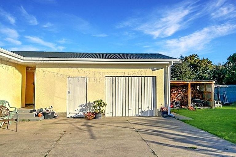 Photo of property in 11 Manchester Place, Rangiora, 7400